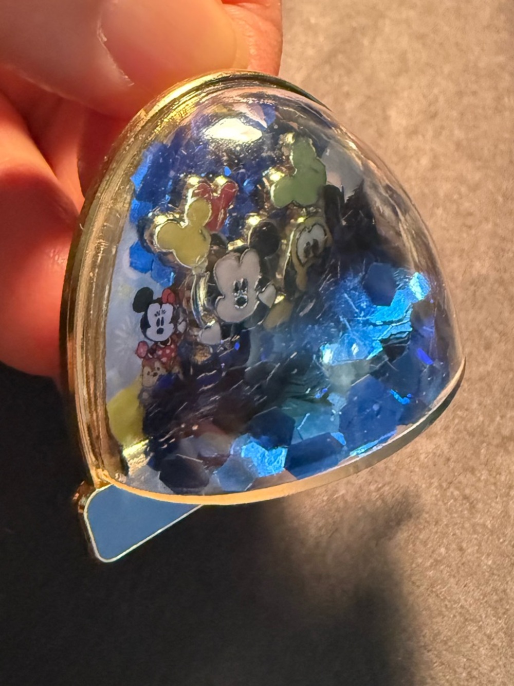 Disney Mickey & Friends Snow Globe Glitter Trading Pin